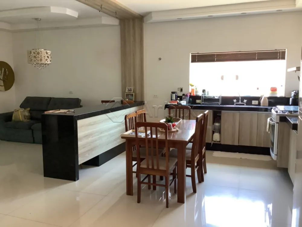 Comprar Casa / Residencial em Santa B&aacute;rbara D`Oeste R$ 805.000,00 - Foto 4